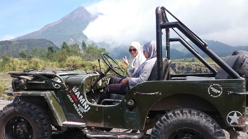 Picture 9 for Activity Sunrise Setumbu Hill, Borobudur & Merapi Jeep Lava Tour