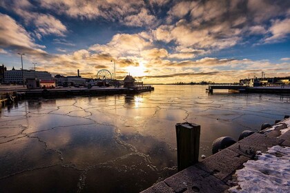 Helsinki: Private Tour with a Local Guide