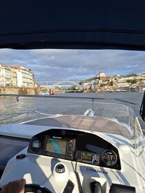 Bateau privé à six ponts croisière à Porto