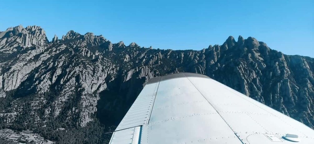 Picture 3 for Activity 45 minutes - Montserrat Tourist Flight in a small plane