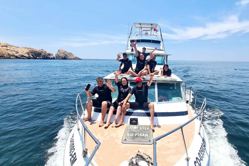 Lima: Ocean Swimming Adventure with Playful Sea lions