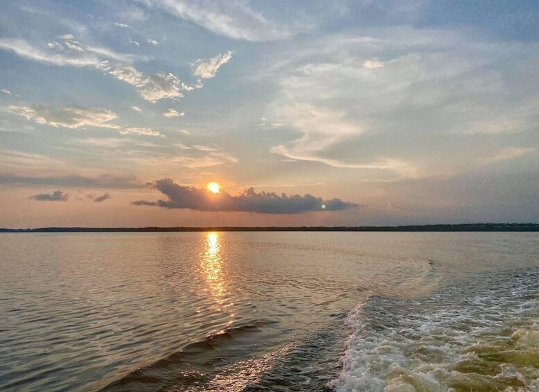 Orange Beach: Dolphin-Watching Sunset Catamaran Cruise