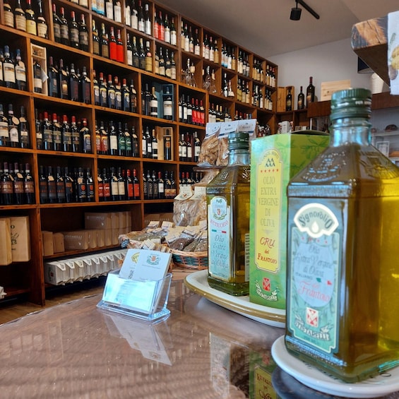 Picture 7 for Activity Sarteano: visit to the mill and oil tasting