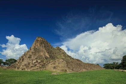 Chute d’eau d’El Salto et visite de Pomoná et des sites moraux