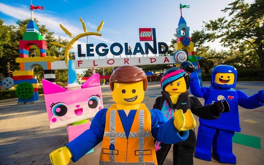 Round trip Shuttle to Legoland Park in Winter Haven