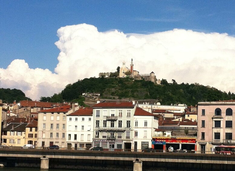 Picture 3 for Activity Vienne: Private Walking Tour with Guide