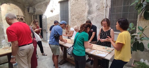 Lecce: Pasta Making Class in 1400s-Era Courtyard with Wine