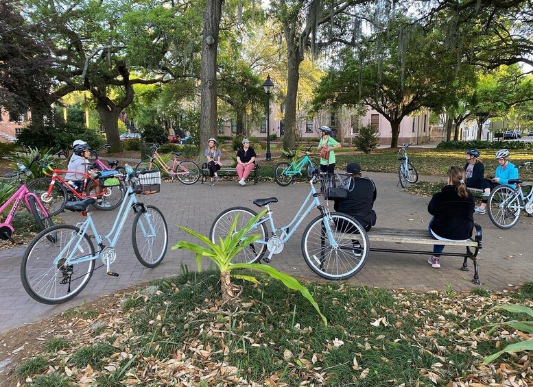 Savannah: Historic District Guided Bike Tour