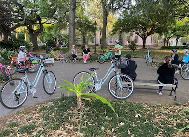 Savannah: Historic District Guided Bike Tour