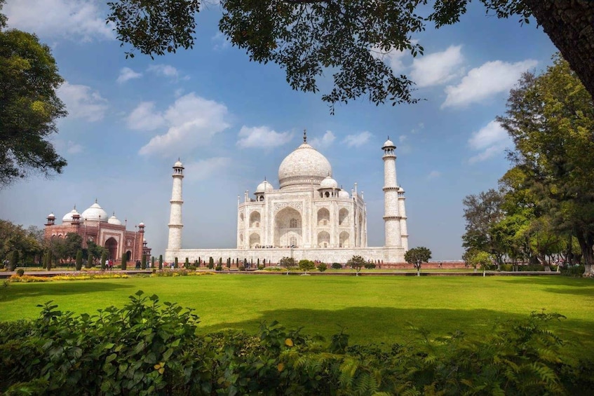 Picture 8 for Activity From Delhi: Private Taj Mahal Tour with Female Tour Guide