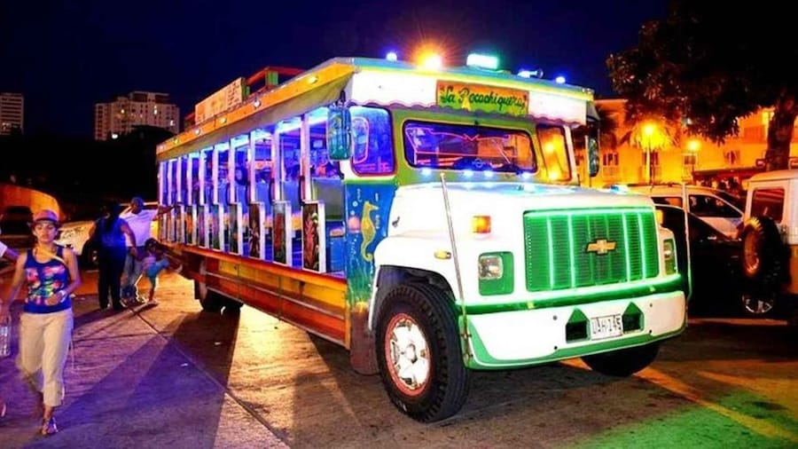 Cartagena: Party Bus Tour In Cartagena