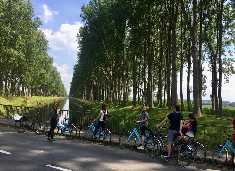 Picture 1 for Activity Bruges: Flatlands Guided Bike Tour