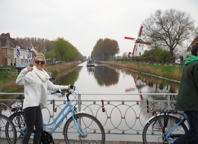 Picture 3 for Activity Bruges: Flatlands Guided Bike Tour