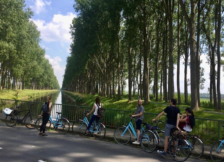 Picture 1 for Activity Bruges: Flatlands Guided Bike Tour