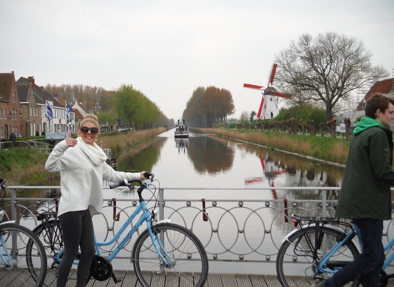 Picture 3 for Activity Bruges: Flatlands Guided Bike Tour