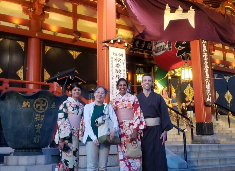 Picture 9 for Activity Asakusa: Kitchen knife store visits after history tour