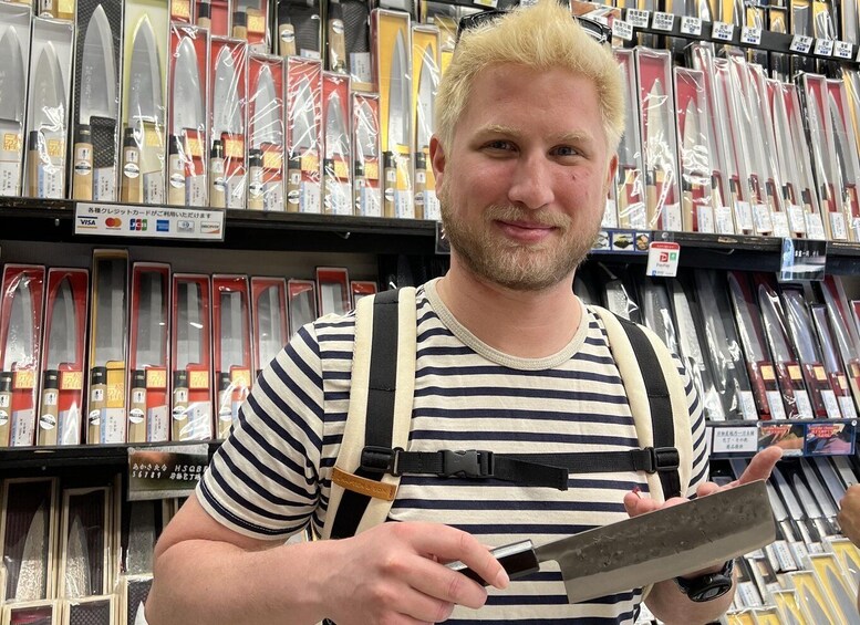 Asakusa: Kitchen knife store visits after history tour