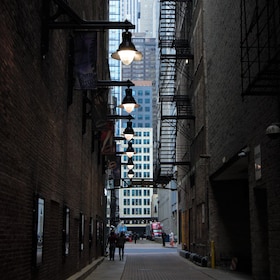 Chicago: Haunted Sites Self-Guided Audio Walking Tour