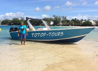 Von Blue Bay aus: Ile aux Cerfs Speedboat-Ausflug mit BBQ