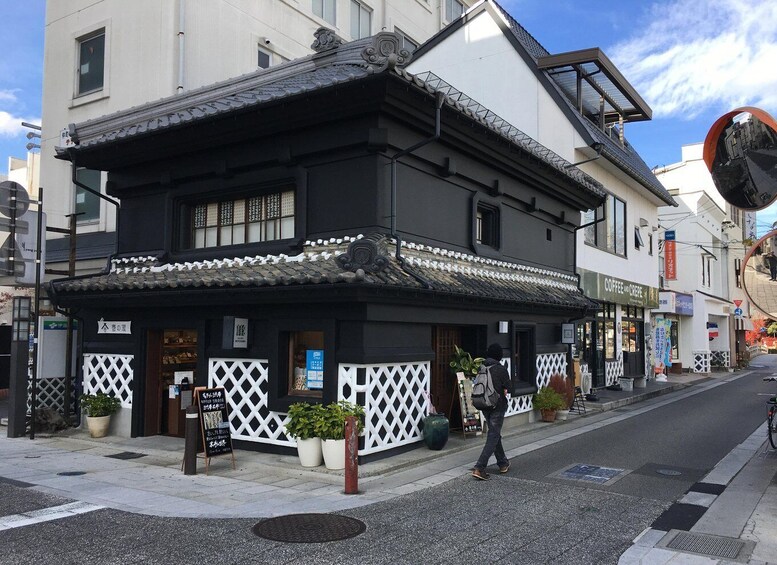 Picture 5 for Activity Matsumoto Castle Town Walking Tour