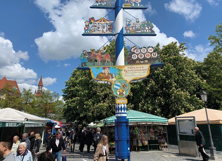 Picture 1 for Activity Munich: Viktualienmarkt Food Tasting Tour in German