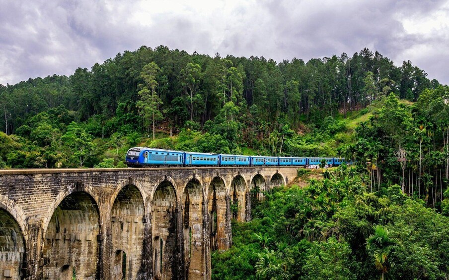 Ella: Discover Little Adam's Peak, Ella Rock & 9 Arch Bridge