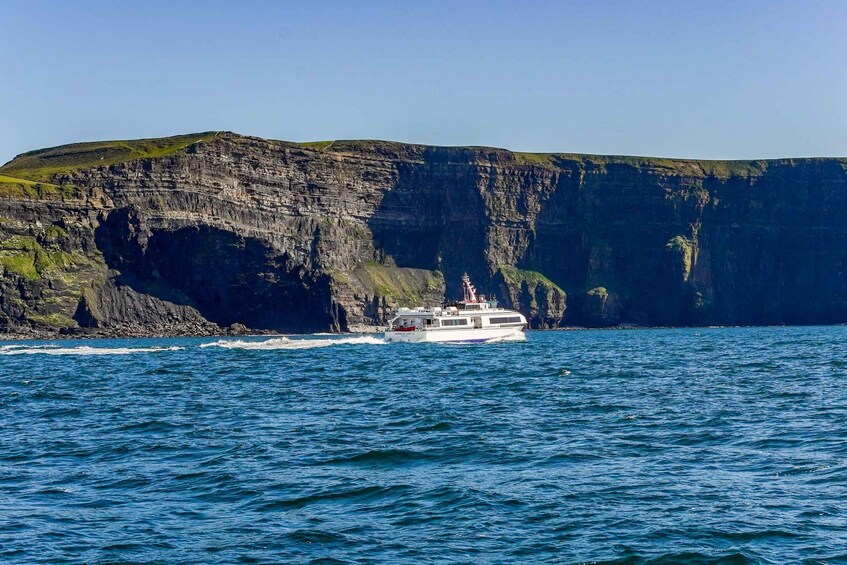 From Galway: Aran Islands & Cliffs of Moher Day Cruise