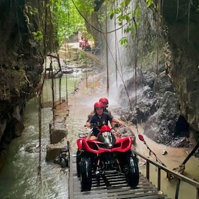 Ubud: Quad quad bike Waterfalls & Barong Caves