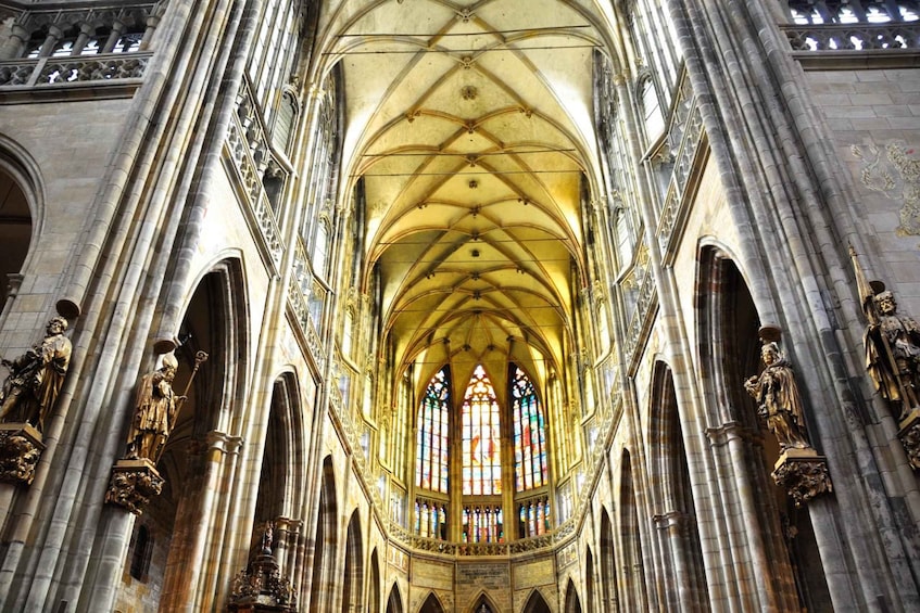 Picture 3 for Activity Prague Royal Castle, St Vitus, Golden Lane Tour with Tickets