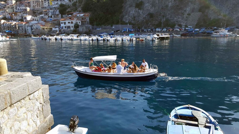 Scilla - Tour Grotte + Cala Jankulla Escursione + bagno