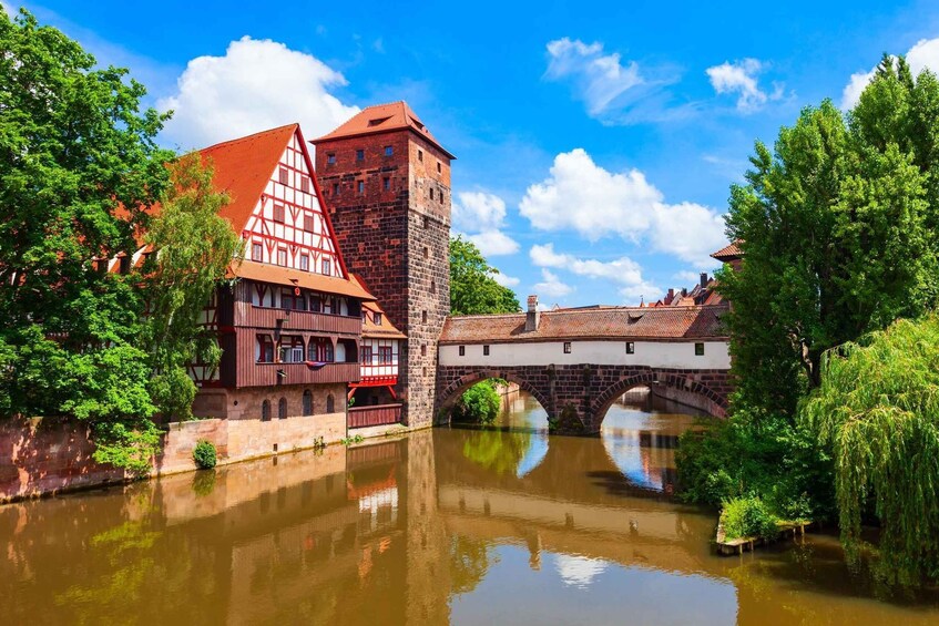 Nuremberg: Private Architecture Tour with a Local Expert