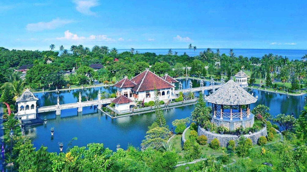 Picture 2 for Activity Bali: Lempuyang Temple Gates of Heaven, Tirta Gangga Trip