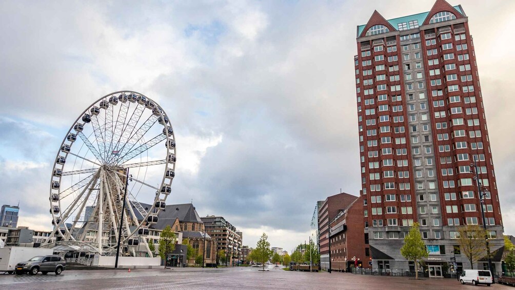 Picture 3 for Activity Rotterdam: Private Architecture Tour with a Local Expert