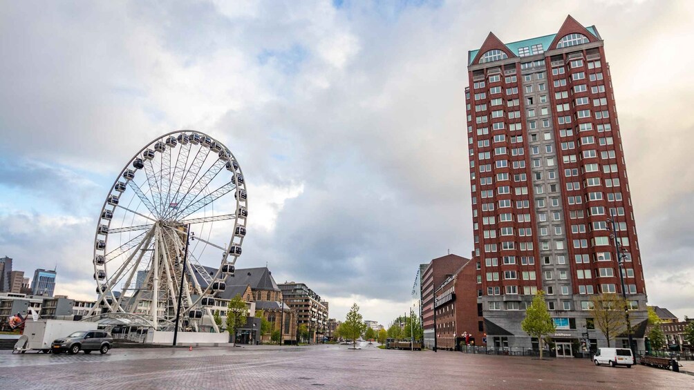 Picture 3 for Activity Rotterdam: Private Architecture Tour with a Local Expert