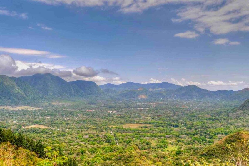 Picture 7 for Activity From Panama City: Anton Valley Day Tour with Hiking
