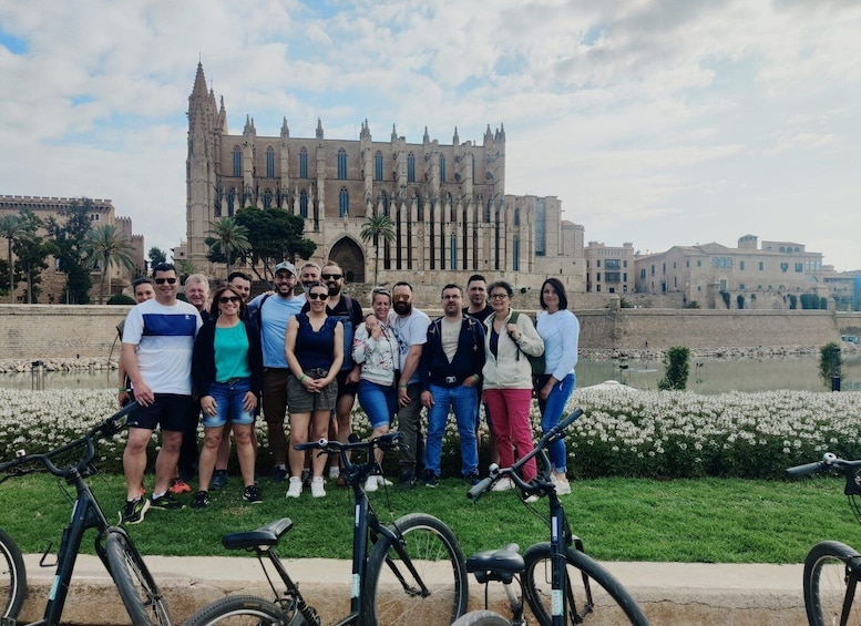 Picture 4 for Activity Palma de Mallorca: Guided Bicycle Tour with Tapas & a Drink