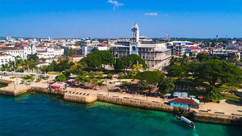 Stone Town: Private Walking Tour in the Heart of Zanzibar.