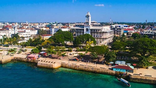 Stone Town: Private Walking Tour in the Heart of Zanzibar.