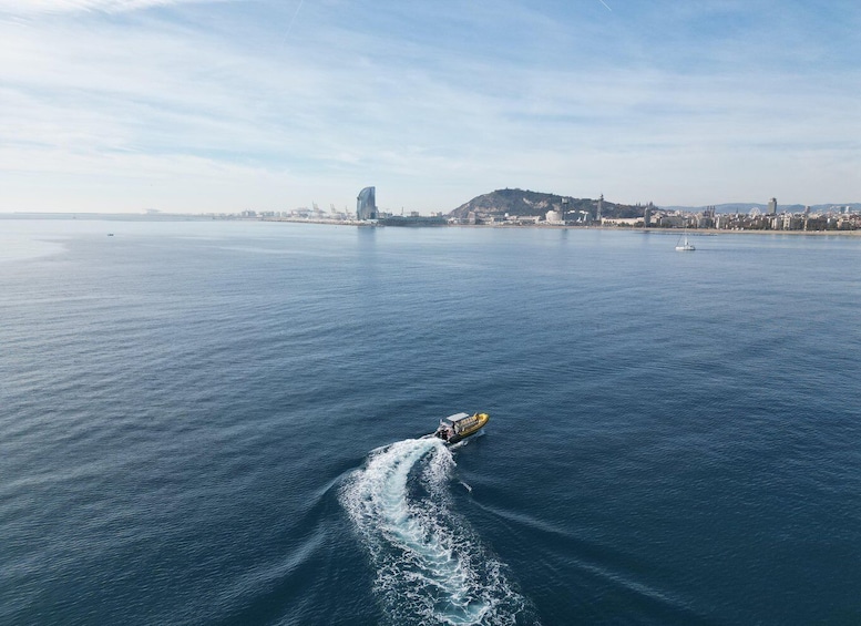 Picture 1 for Activity Barcelona: Speed boat skyline view