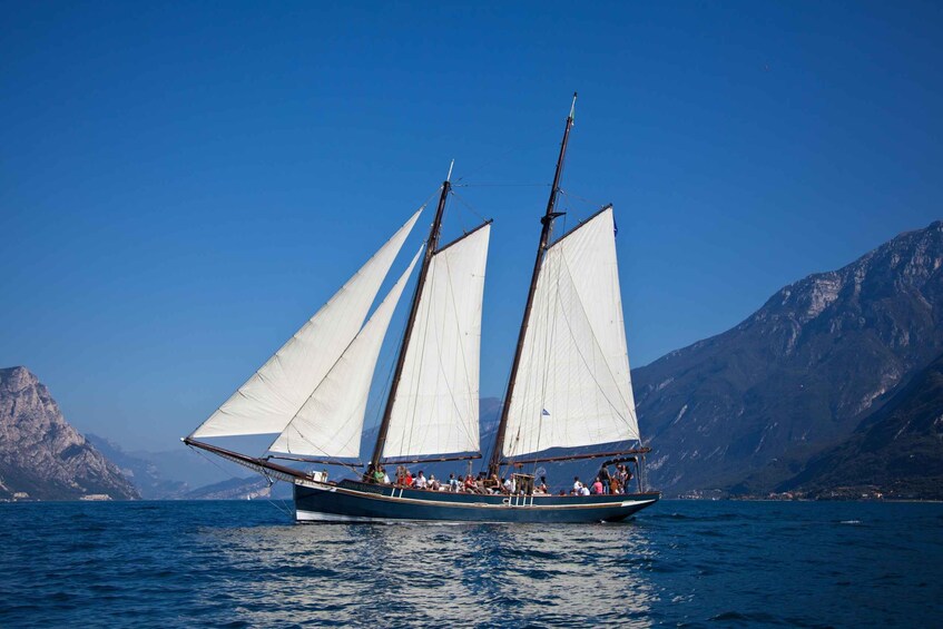 Picture 3 for Activity PANORAMIC CRUISE ON HISTORICAL SAILBOAT