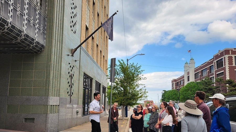 Tulsa: Art Deco Walking Tour of Tulsa