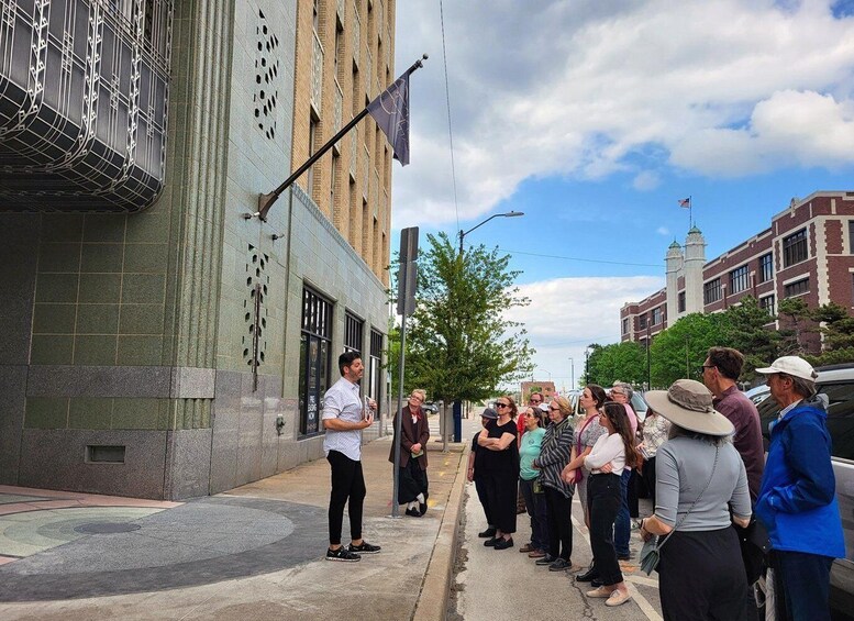 Tulsa: Art Deco Walking Tour of Tulsa