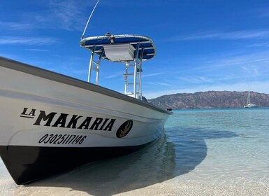 Loreto: Speedboat Tour with Swimming, Snorkeling and Picnic