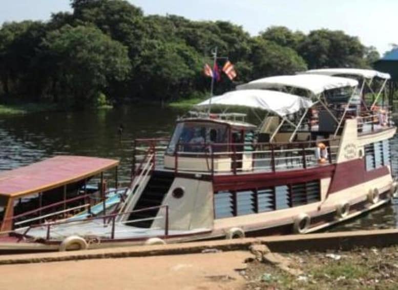 Picture 10 for Activity Tonle Sap Cruise & Road Tour between Phnom Penh & Siem Reap