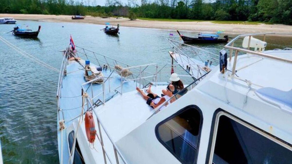 Picture 4 for Activity Railay : Ferry Transfer from Railay to Ko Lanta