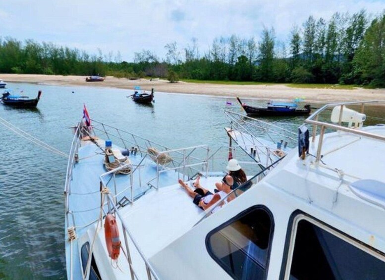 Picture 4 for Activity Railay : Ferry Transfer from Railay to Ko Lanta