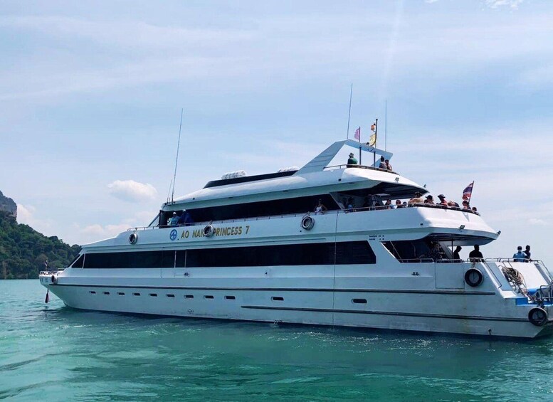 Picture 5 for Activity Railay : Ferry Transfer from Railay to Ko Lanta