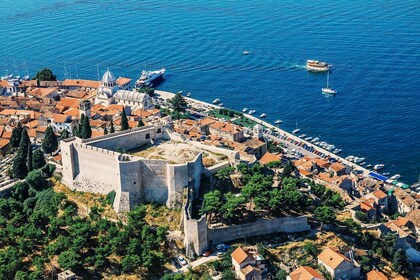 Fra Sinj: 1,5 times privatflytur over Kornati og Šibenik