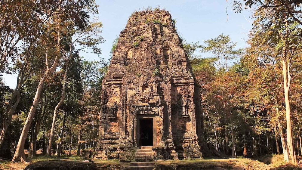 Private Tour to Sambor Prei Kuk 1500yl Temple from Siem Reap