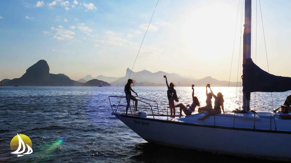Picture 7 for Activity Morning Sailing Tour in Rio
